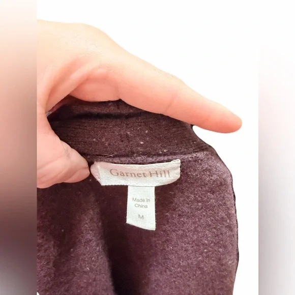 Garnet Hill Enid Patch-Pocket Cardigan 100% cashmere maroon color size M - Picture 8 of 9